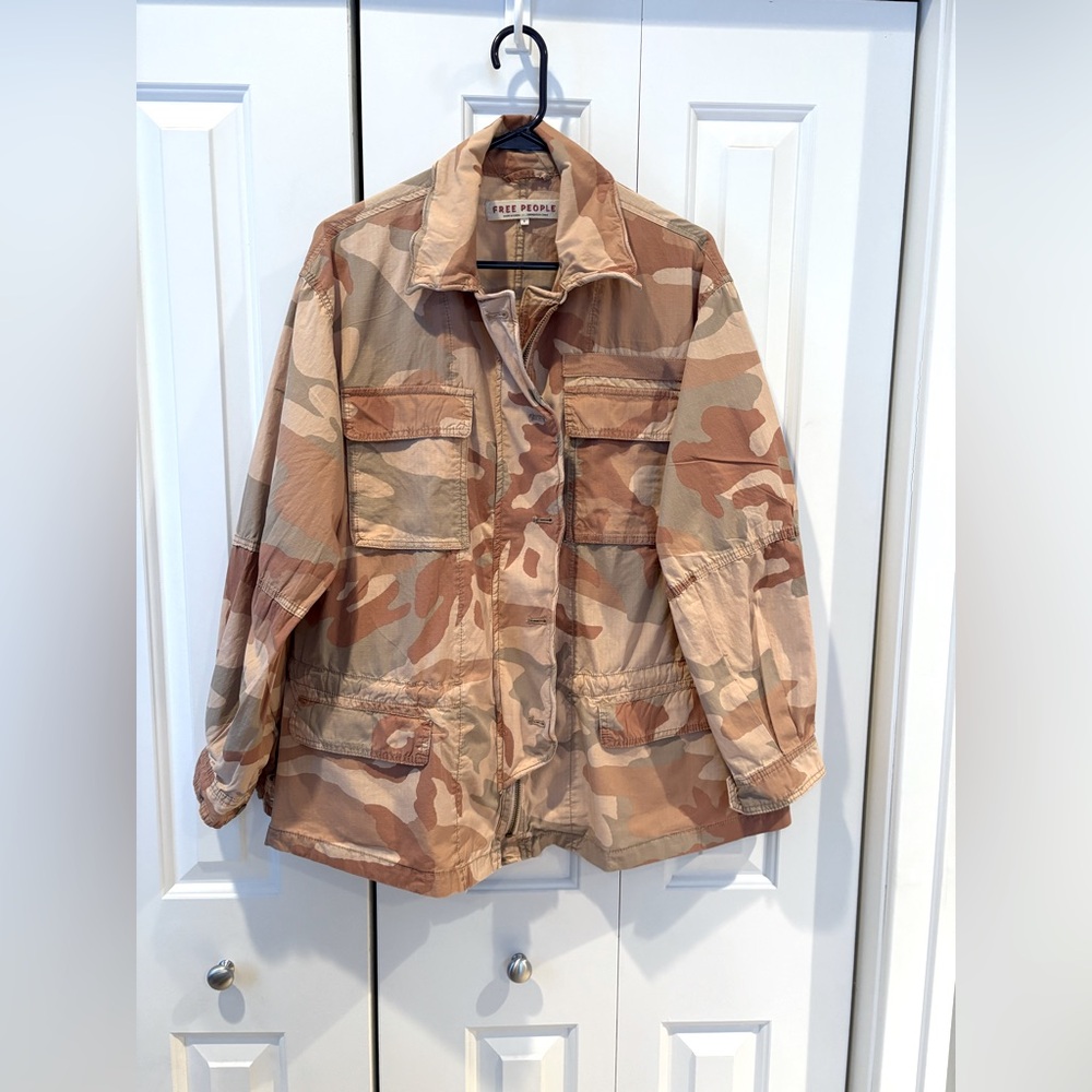 Free People "Seize the Day" Camo Military Jacket.  Size Small. - Picture 2 of 15